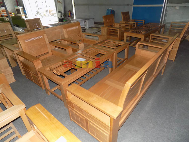 Hình ảnh cho mẫu bàn ghế gỗ phòng khách giá rẻ cho không gian phòng khách hiện đại