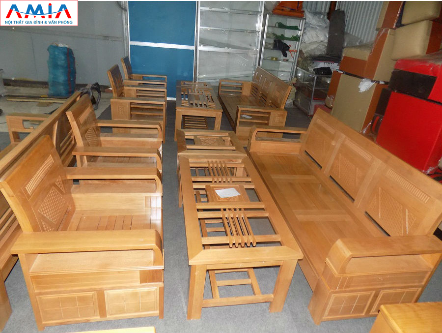 Hình ảnh cho các mẫu ghế sofa gỗ giá rẻ được bán và trưng bày tại Kho nội thất AmiA