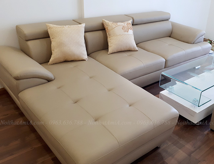 Hình ảnh Bàn ghế sofa da phòng khách kết hợp bàn trà kính đẹp