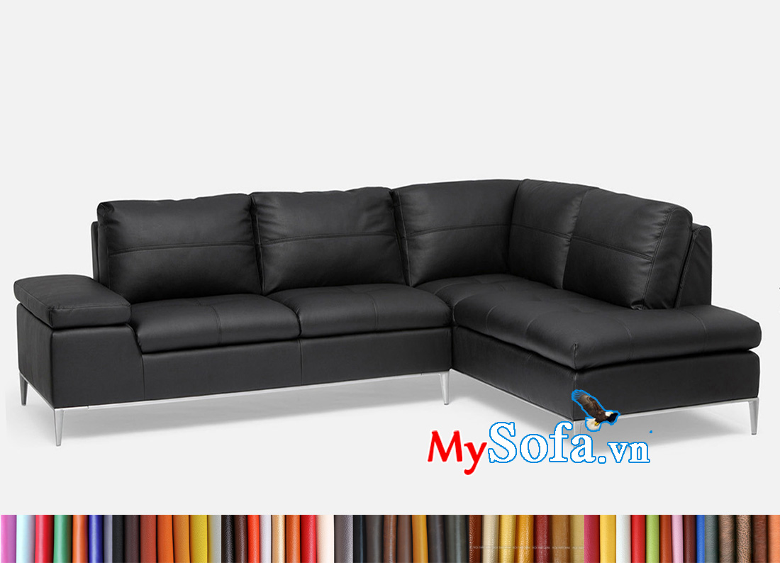 Ghế sofa phòng khách chung cư đẹp màu đen. Màu đen thường mang tới nét đẹp của sự sang trọng