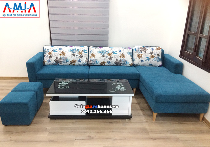 Hình ảnh Bàn sofa gỗ kính đẹp hiện đại kết hợp 2 gam màu đen-trắng