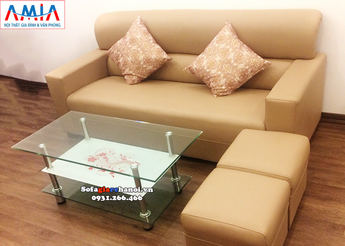 Hình ảnh Bàn trà giá rẻ mặt kính kết hợp ghế sofa văng nhỏ xinh xắn