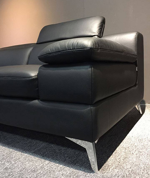 Hình ảnh Chi tiết mẫu sofa da đẹp hiện đại thiết kế chân đế inox và tựa đầu gật gù