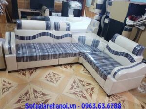 Hình ảnh mẫu ghế sofa da pha nỉ giá rẻ đẹp hiện đại với thiết kế kẻ sọc độc đáo