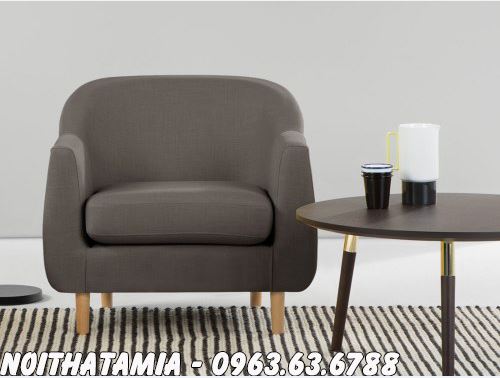 Hình ảnh Ghế sofa đơn phòng ngủ đẹp kết hợp bàn trà nhỏ xinh