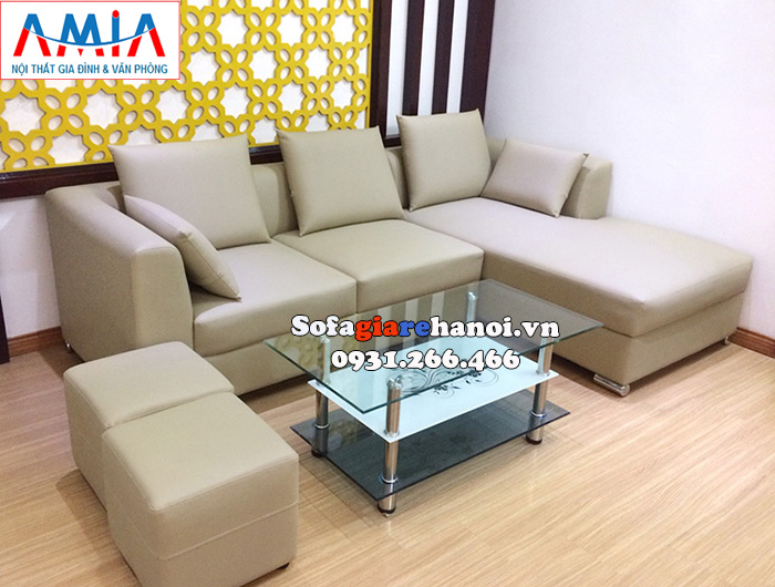 Hình ảnh Ghế sofa màu kem đẹp hiện đại với gam màu tương đồng màu sơn tường