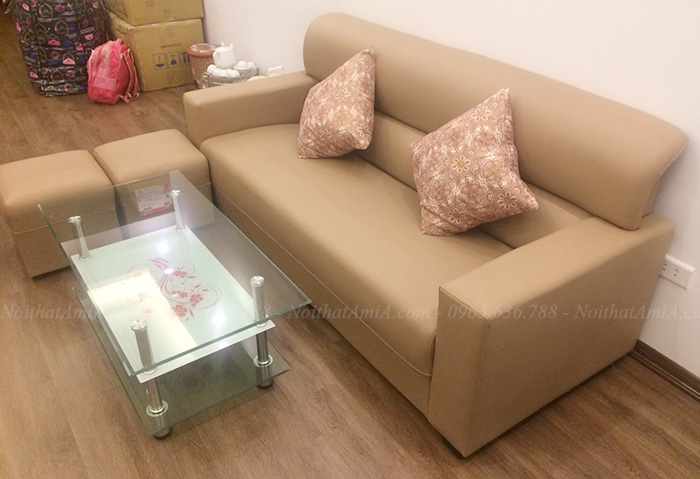 Hình ảnh Sản phẩm ghế sofa văng da đẹp hiện đại và sang trọng tại phòng khách nhà khách hàng SFD086