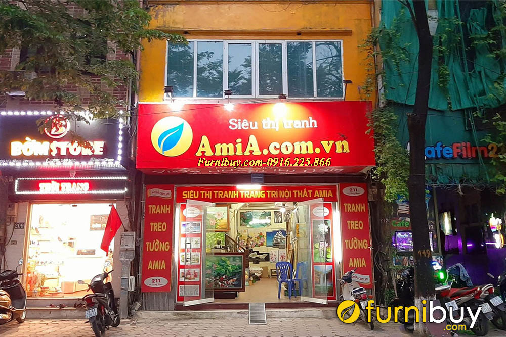 Hình ảnh cửa hàng bày bán tranh treo tường của Siêu thị tranh treo tường hiện đại AmiA