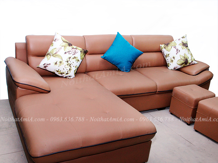 Hình ảnh Mẫu ghế sofa da đẹp hình chữ L chụp thực tế tại Tổng kho Nội thất AmiA