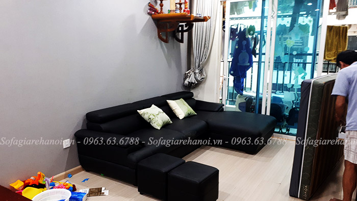 Hình ảnh ghế sofa da góc chữ L đẹp với gam màu đen sang trọng, đẳng cấp