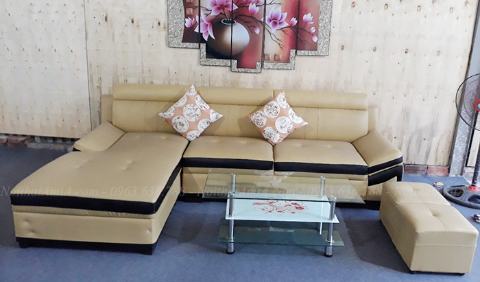 Hình ảnh Mẫu sản phẩm sofa da đẹp tại AmiA chụp thực tế tại Tổng kho Nội thất AmiA