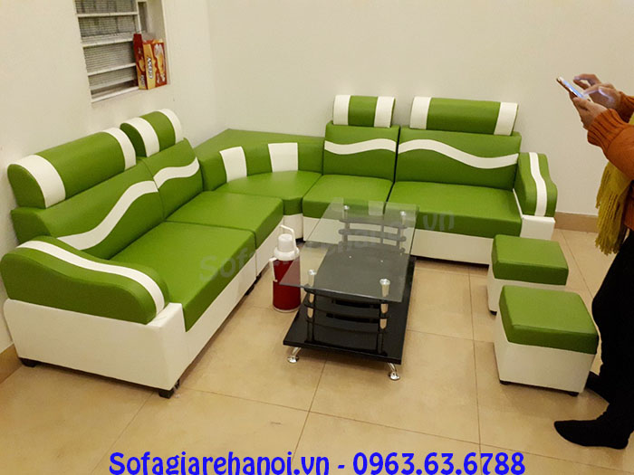 Hình ảnh ghế sofa góc nhà chung cư đẹp hiện đại với gam màu tươi sáng, nổi bật