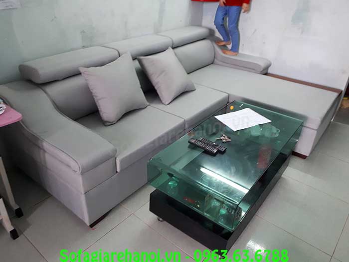 Hình ảnh sofa nỉ hình chữ L đẹp hiện đại kết hợp bàn trà kính đẹp