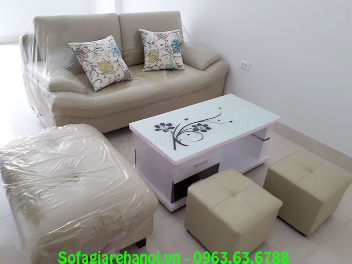 Hình ảnh mhế sofa nhỏ đẹp hiện đại dạng ghế văng chung cư tích hợp thêm đôn lớn và 2 đôn nhỏ