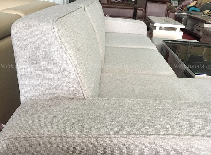 Hình ảnh Sofa nỉ đẹp phần tựa lưng thiết kế đơn giản mà chắc chắc