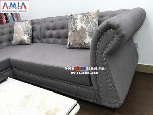 Hình ảnh sofa nỉ nhỏ kê cửa hàng quần áo thời trang, shop quần áo đẹp