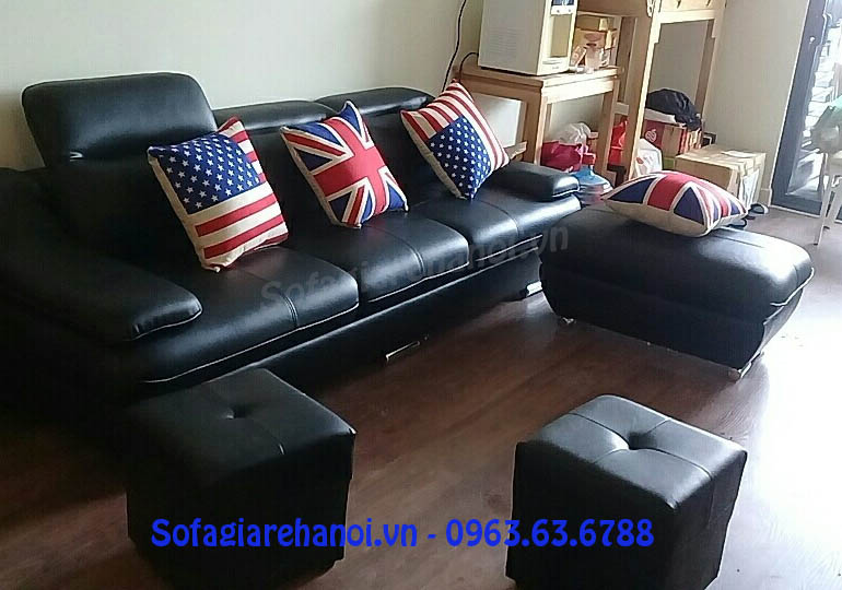 Hình ảnh cho mẫu ghế sofa văng da 3 chỗ đẹp hiện đại và sang trọng với gam màu đen hiện đại